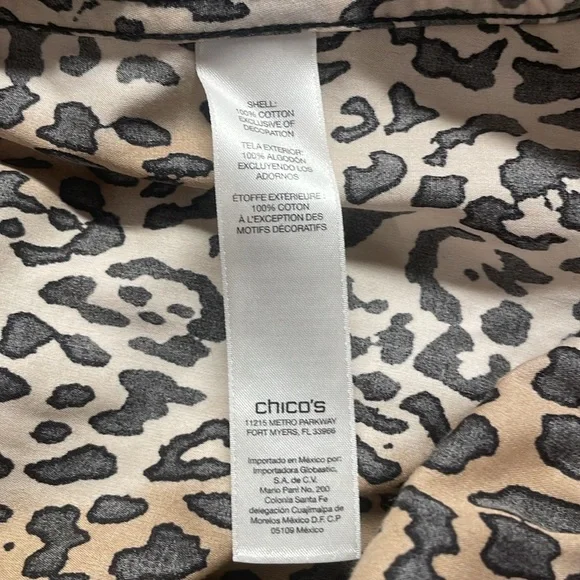 Chicos blouse leopard cheetah animal print no iron Tie front button size 1 M 8 - Picture 11 of 12